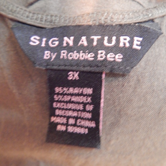 SIGNATURE BY ROBBIE BEE DRESS - Picture 6 of 6